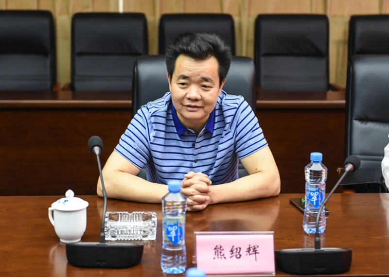 江西長運與南昌市工傷和職工失業(yè)保險服務中心召開“彰顯省會擔當，我們怎么干”企業(yè)研討專題會