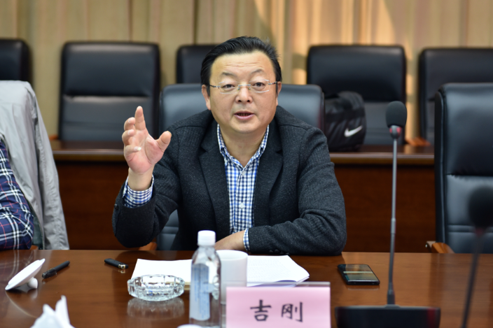 黃山市交通運(yùn)輸局局長吉剛一行到江西長運(yùn)交流指導(dǎo)