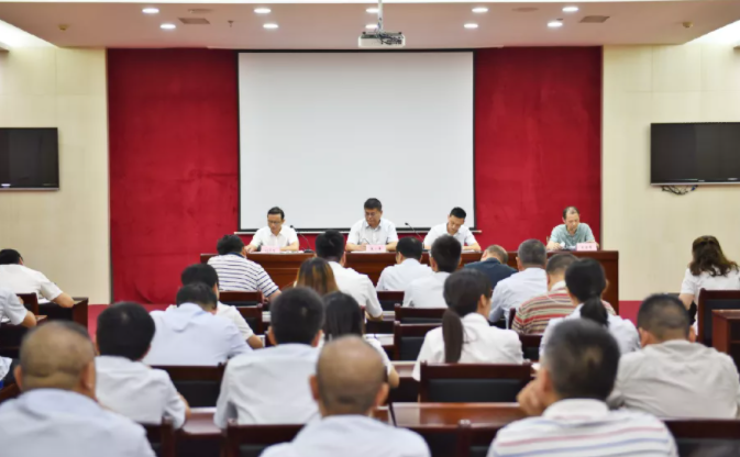 江西長(zhǎng)運(yùn)召開(kāi)全體機(jī)關(guān)工作人員強(qiáng)化工作作風(fēng)和工作紀(jì)律大會(huì) 張小平、黃俊出席，劉志堅(jiān)主持