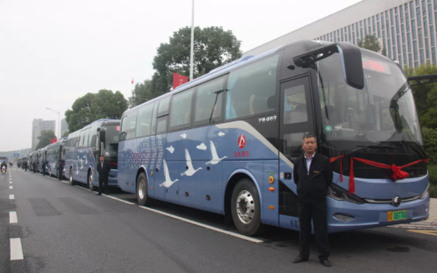 胡維泉出席吉安長(zhǎng)運(yùn)、公交旅游巴士直通專線開通儀式并致辭