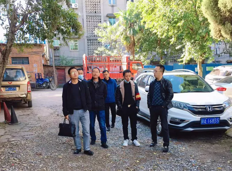 長(zhǎng)運(yùn)物業(yè) 開(kāi)展老舊房屋安全隱患大排查