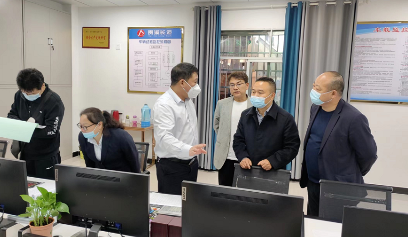 江西長(zhǎng)運(yùn)多家子公司開展節(jié)日安全生產(chǎn)、疫情防控督查工作