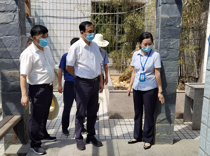 景德鎮(zhèn)長運：景德鎮(zhèn)市委領導督導西客站創(chuàng)文工作