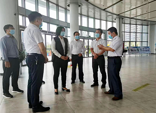 馬鞍山長客:市政府領(lǐng)導(dǎo)督導(dǎo)馬鞍山汽車客運(yùn)站疫情防控工作