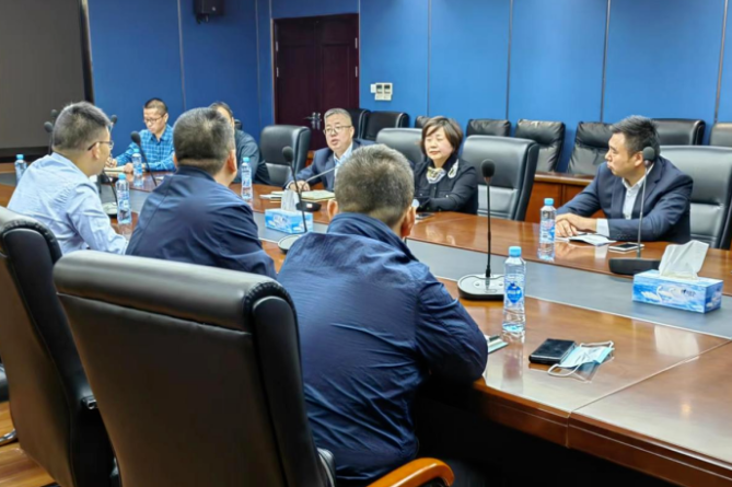 江西長(zhǎng)運(yùn)與江鈴集團(tuán)召開(kāi)合作交流會(huì) 萬(wàn)建紅出席