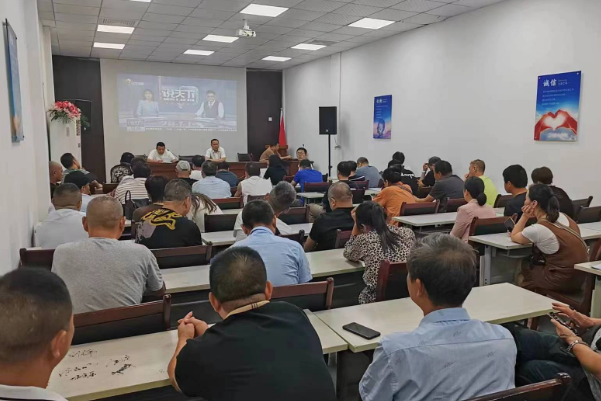 景德鎮(zhèn)長運(yùn)：昌江公司召開8月份駕駛員安全、機(jī)務(wù)例會