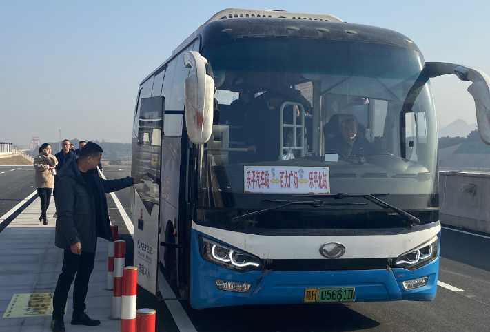 景德鎮(zhèn)長運(yùn):樂平公交開通高鐵公交專線