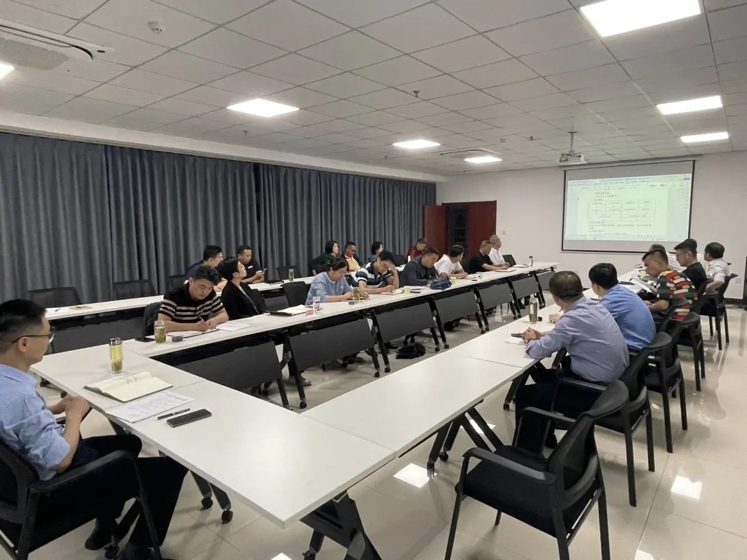 馬鞍山長(zhǎng)客：召開5月份安全、消防、機(jī)務(wù)工作例會(huì)