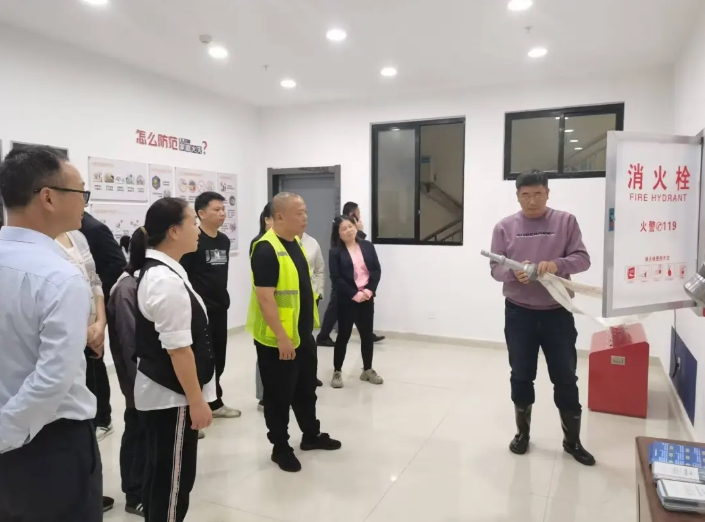 都市城際公交：開展2024年全國(guó)消防宣傳月消防知識(shí)培訓(xùn)及應(yīng)急演練