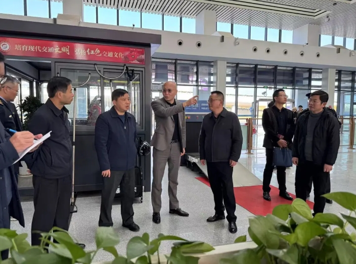 吉安公司：市交通運輸局領(lǐng)導(dǎo)督導(dǎo)吉安公司春運安全生產(chǎn)工作