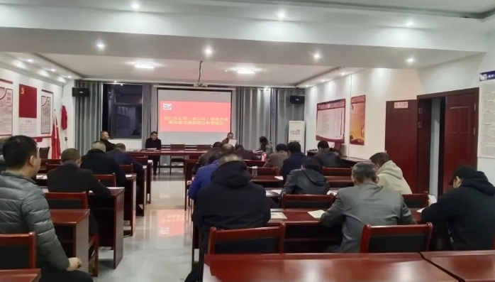 撫州長(zhǎng)運(yùn):開(kāi)展多雨天氣駕駛員安全培訓(xùn)