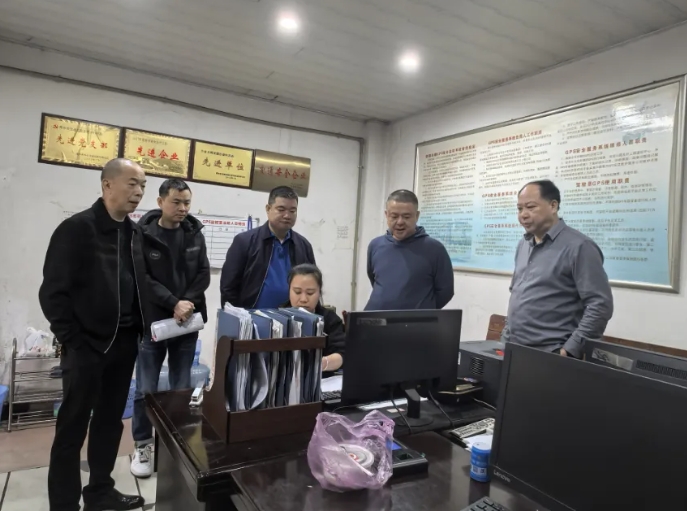 萍鄉(xiāng)長運：開展“清明”期間安全生產(chǎn)督導工作