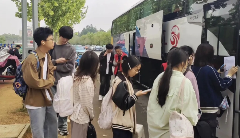 景德鎮(zhèn)長運：開通校園直通車 溫暖學子返鄉(xiāng)路