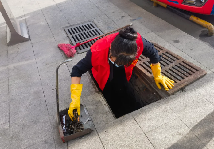 都市城際公交:弘揚(yáng)雷鋒精神 踐行文明服務(wù)理念