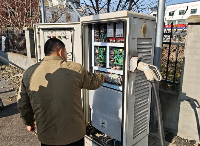 景德鎮(zhèn)長運(yùn):開展充電樁設(shè)備和消防器材安全隱患排查整治工作